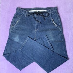 Women's Blue Straight Leg Jeans